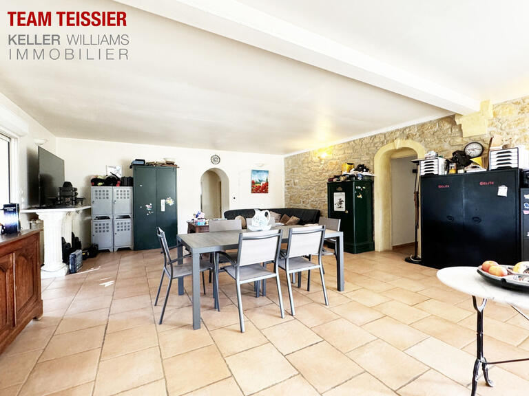 Villa Grans - 4 bedrooms - 205m²