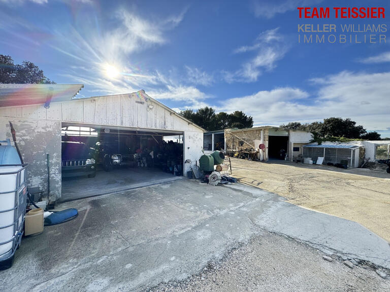 Villa Grans - 4 bedrooms - 205m²