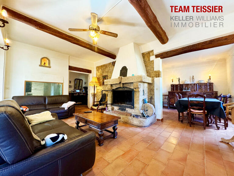 Villa Grans - 4 bedrooms - 205m²
