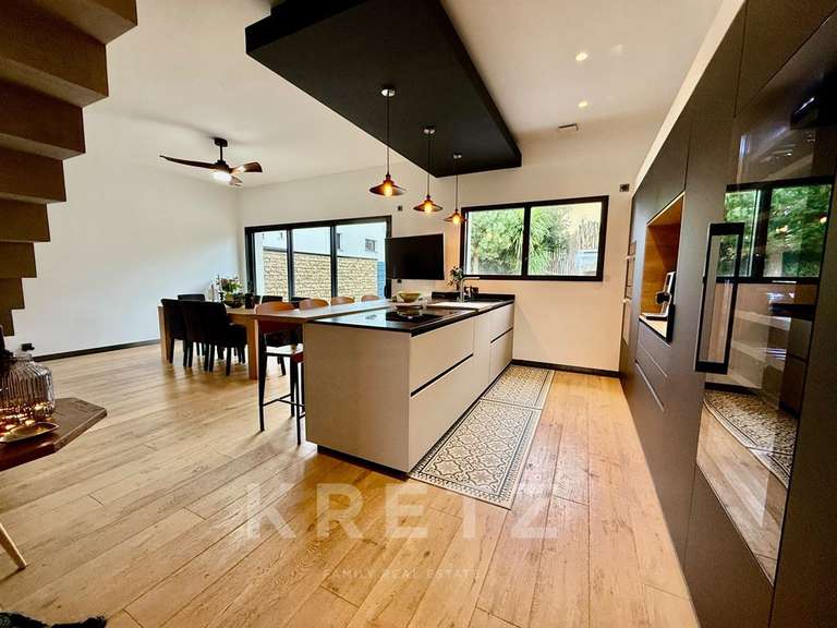 House Granville - 5 bedrooms - 257m²