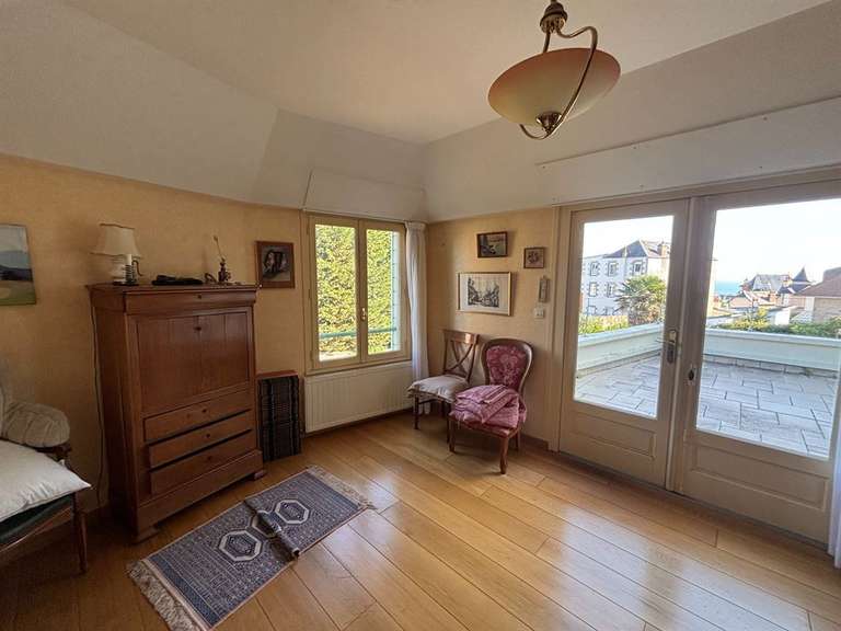 Maison Granville - 5 chambres - 200m²