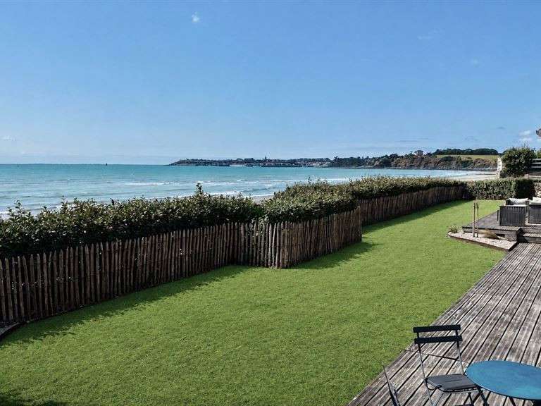 Maison Granville - 7 chambres - 310m²