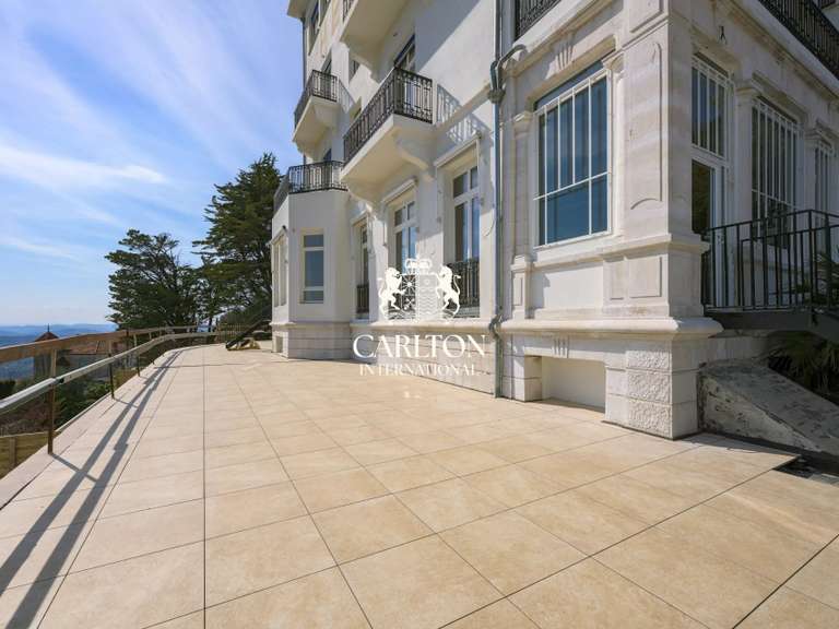 Appartement Grasse - 3 chambres - 123m²