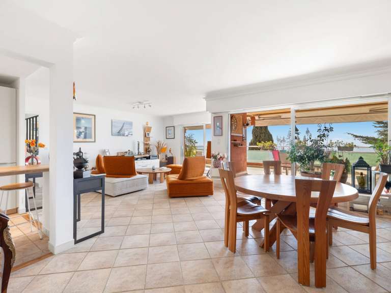 Appartement Grasse - 2 chambres - 138m²