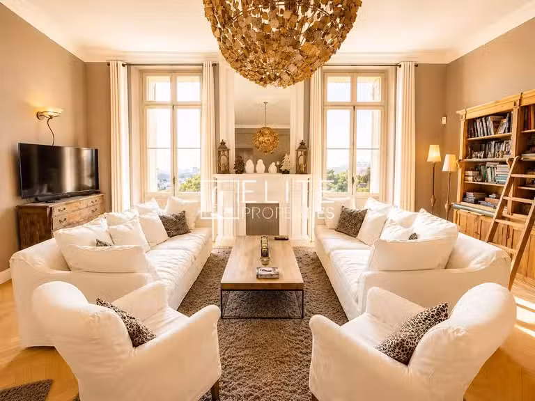 Apartment Grasse - 2 bedrooms - 118m²