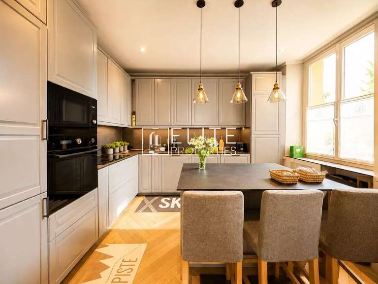 Apartment Grasse - 2 bedrooms - 118m²