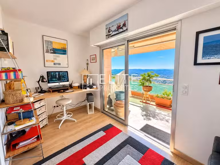 Appartement Grasse - 2 chambres - 138m²