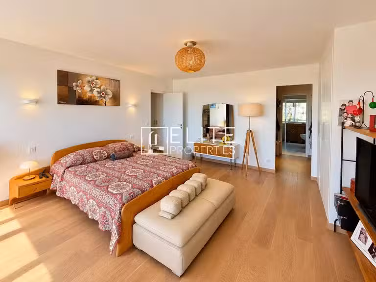 Appartement Grasse - 2 chambres - 138m²