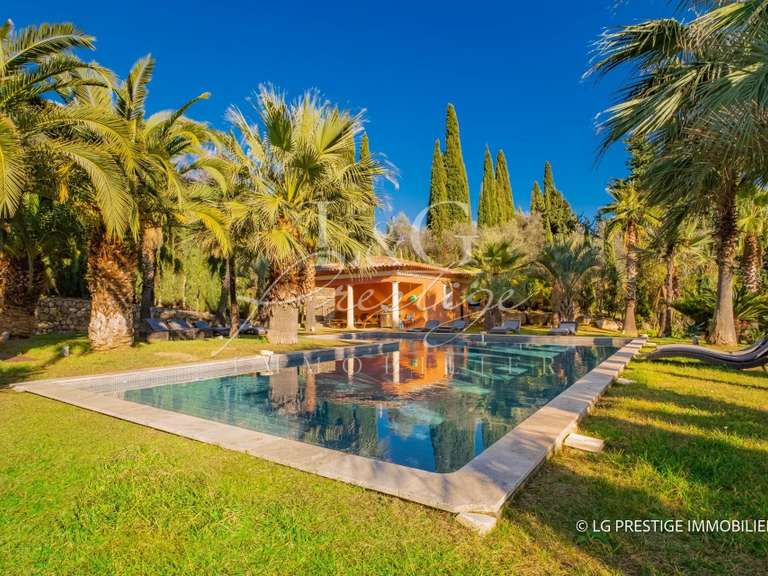 Maison Grasse - 7 chambres - 420m²