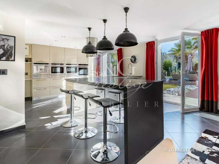 Maison Grasse - 7 chambres - 420m²