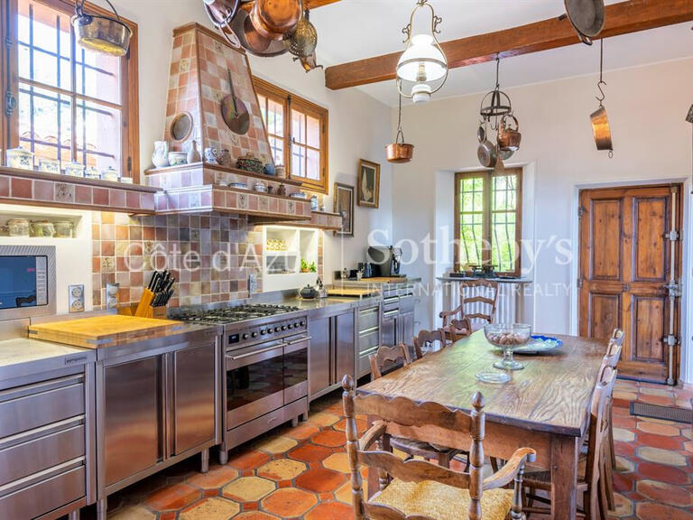 Maison Grasse - 6 chambres - 250m²