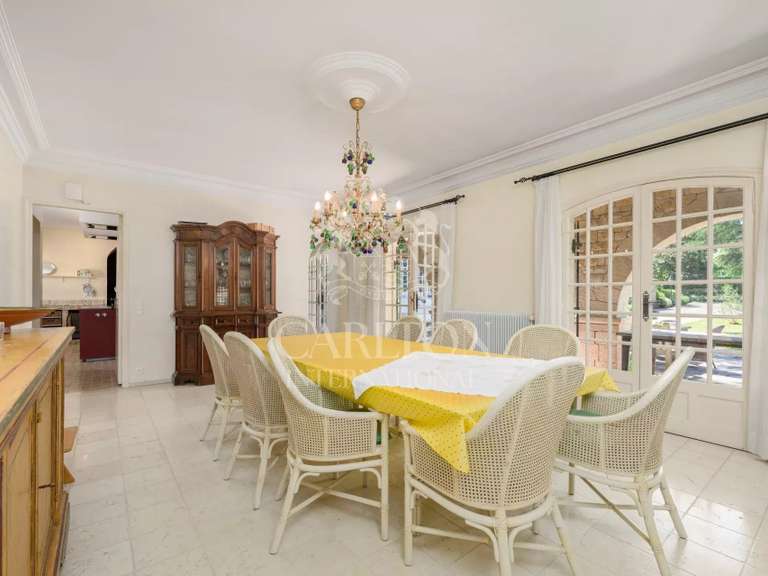 Maison Grasse - 9 chambres - 863m²