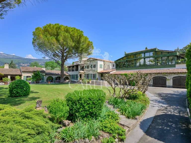 Maison Grasse - 9 chambres - 863m²
