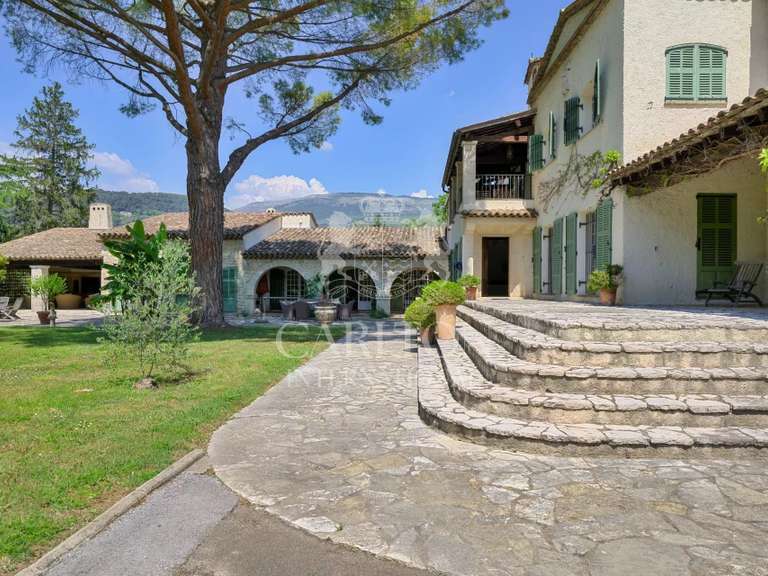 Maison Grasse - 9 chambres - 863m²