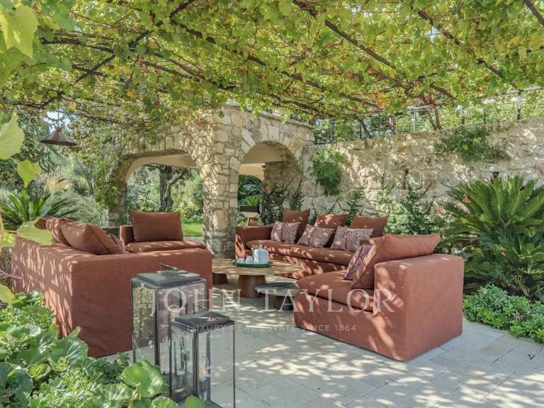 Maison Grasse - 9 chambres - 640m²