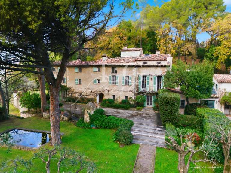 Maison Grasse - 8 chambres - 639m²