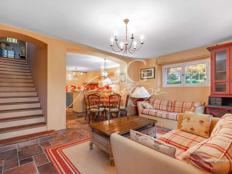 Maison Grasse - 8 chambres - 639m²