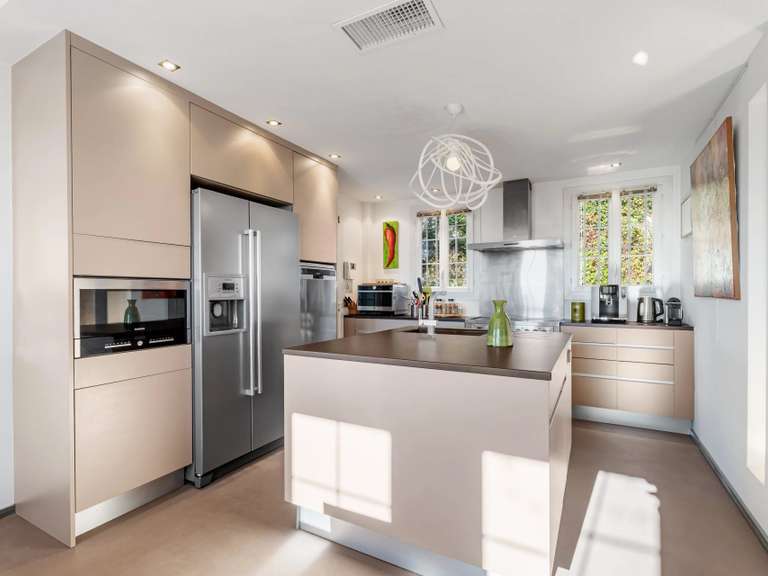 Maison Grasse - 4 chambres - 142m²