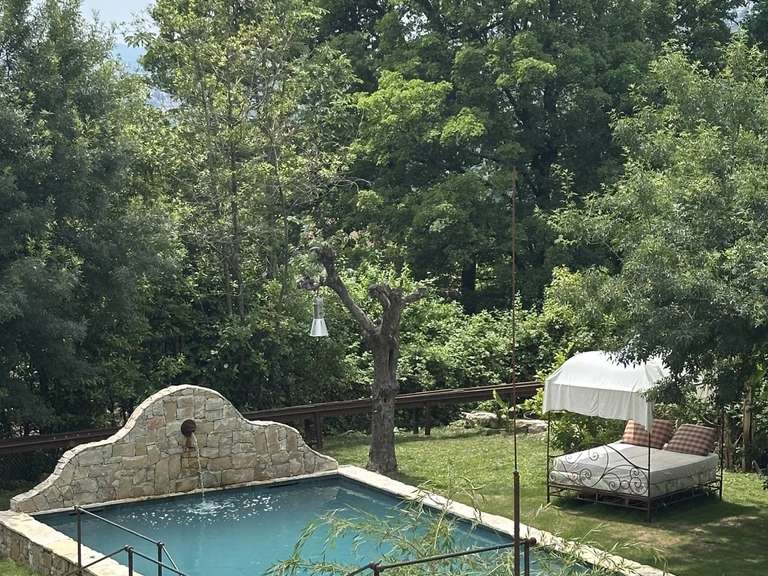 Maison Grasse - 6 chambres - 230m²