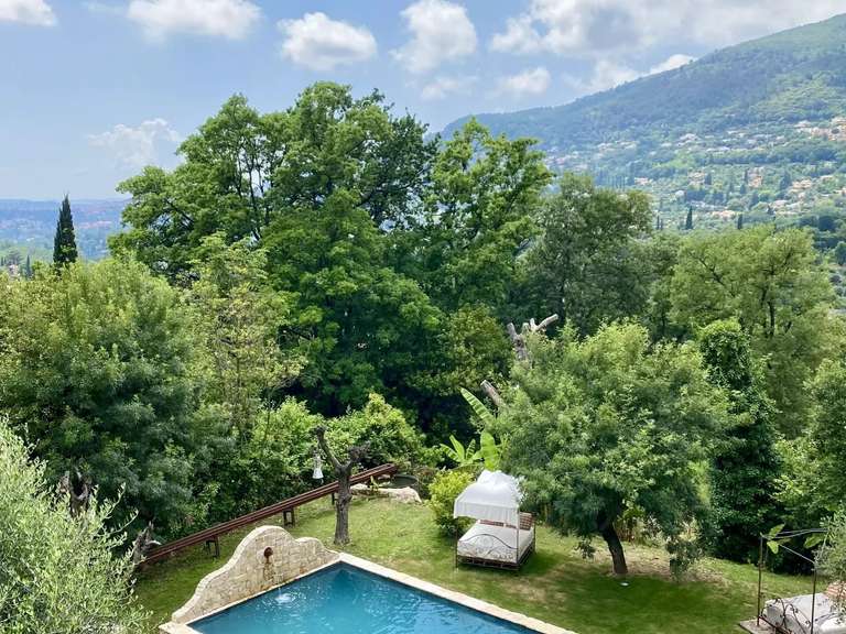 Maison Grasse - 6 chambres - 230m²