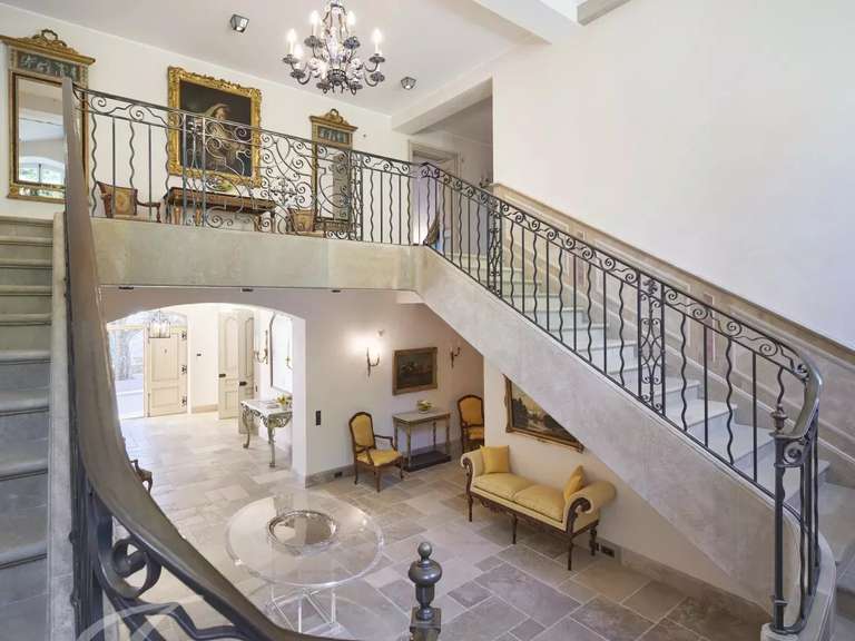 Maison Grasse - 9 chambres - 919m²