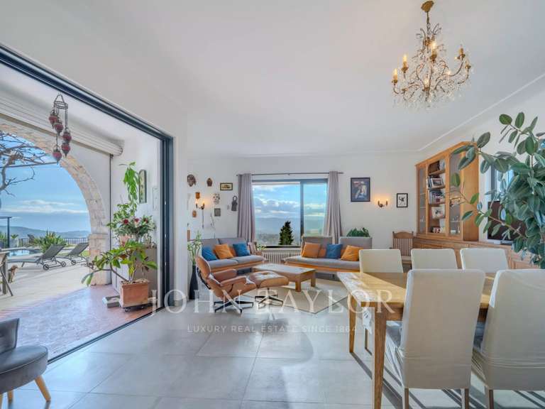 Maison Grasse - 5 chambres - 221m²