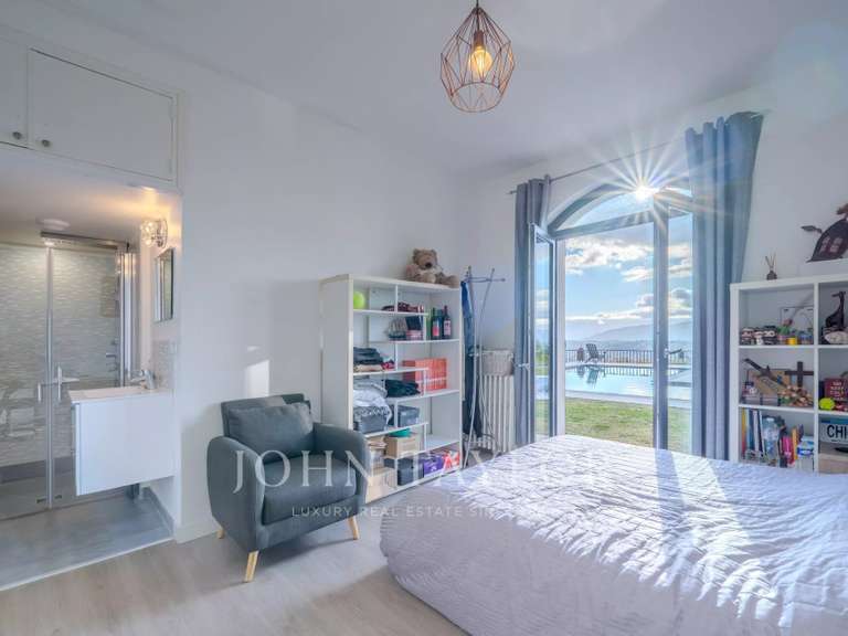 Maison Grasse - 5 chambres - 221m²