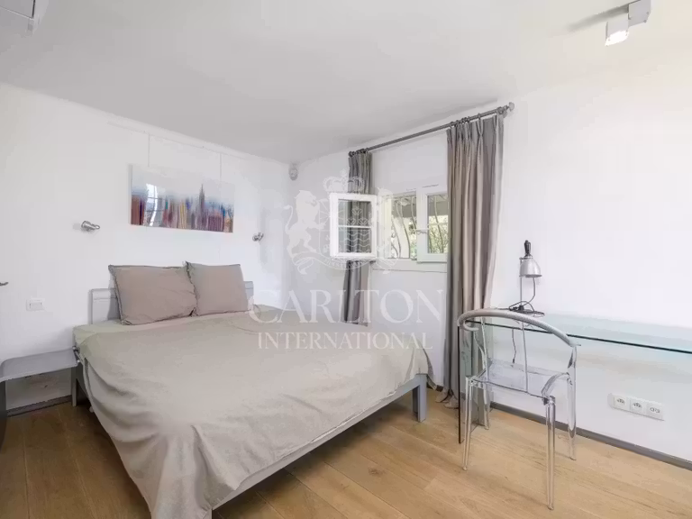 Maison Grasse - 4 chambres - 141m²