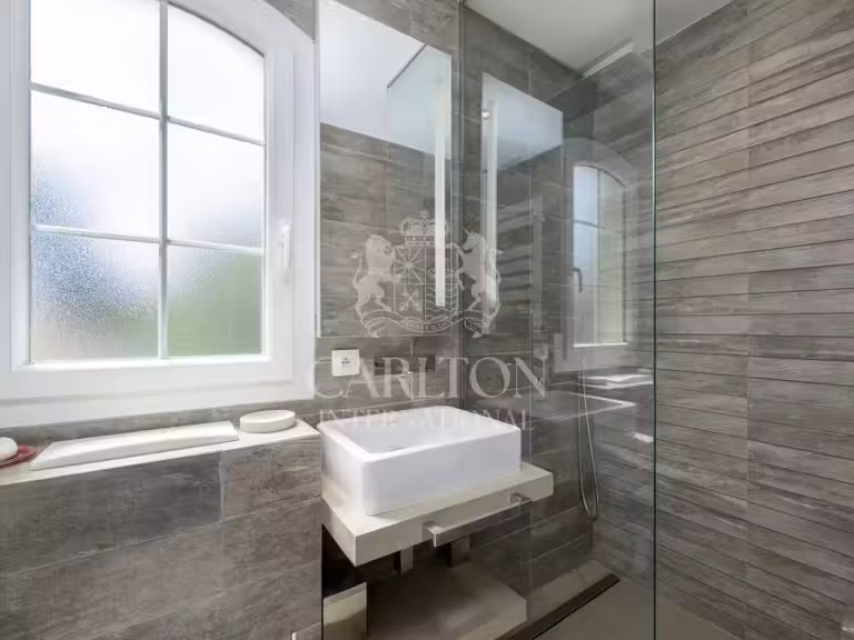 Maison Grasse - 4 chambres - 141m²