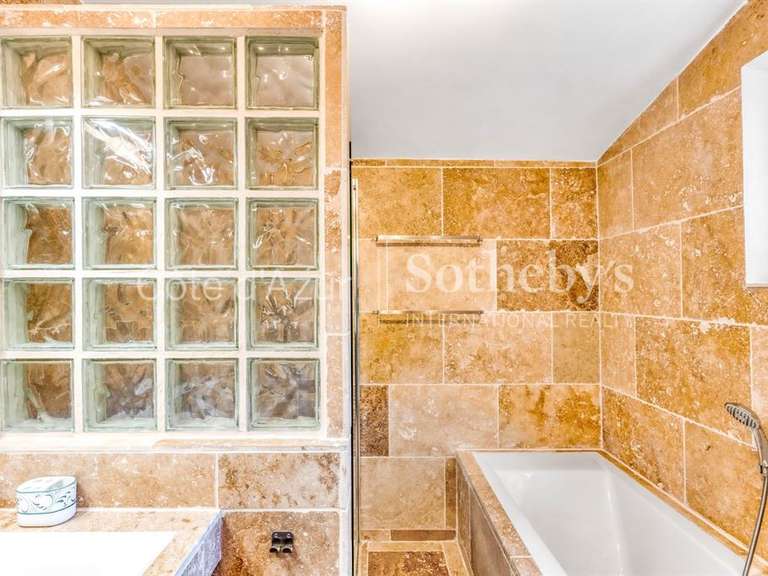 Maison Grasse - 5 chambres - 410m²