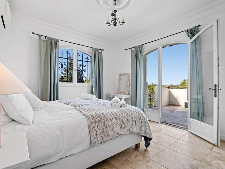 Maison Grasse - 6 chambres - 250m²