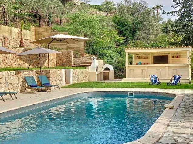 Maison Grasse - 6 chambres - 250m²