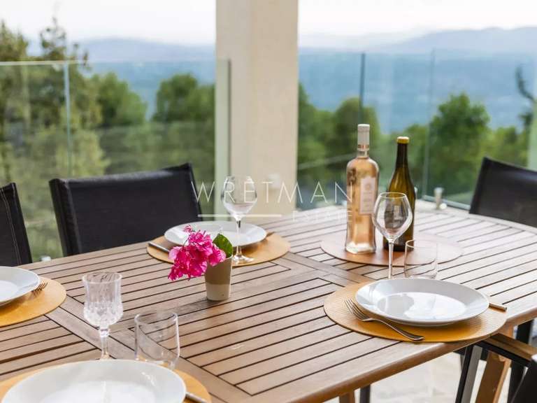 Maison Grasse - 4 chambres - 214m²