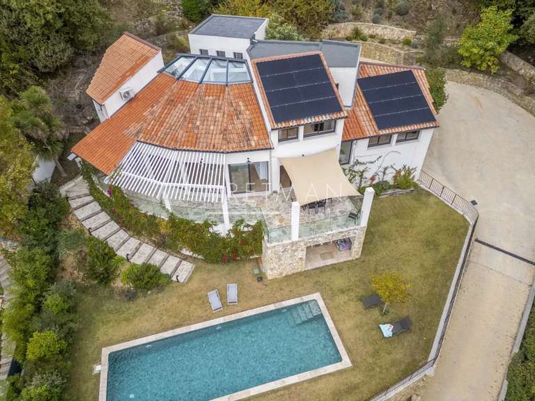 Maison Grasse - 4 chambres - 214m²