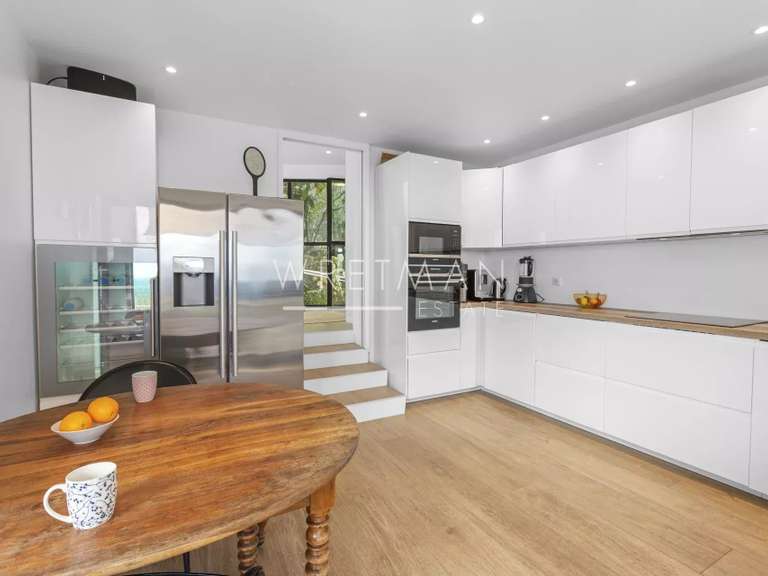 Maison Grasse - 4 chambres - 214m²