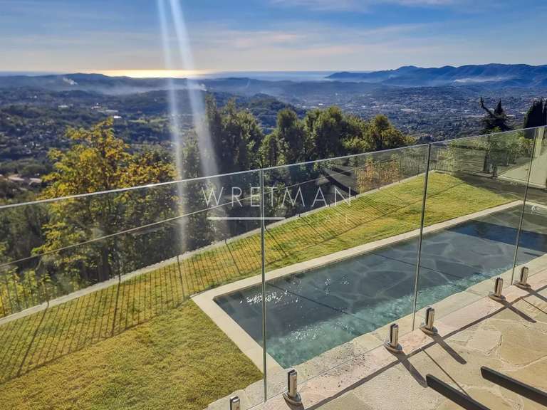 Maison Grasse - 4 chambres - 214m²