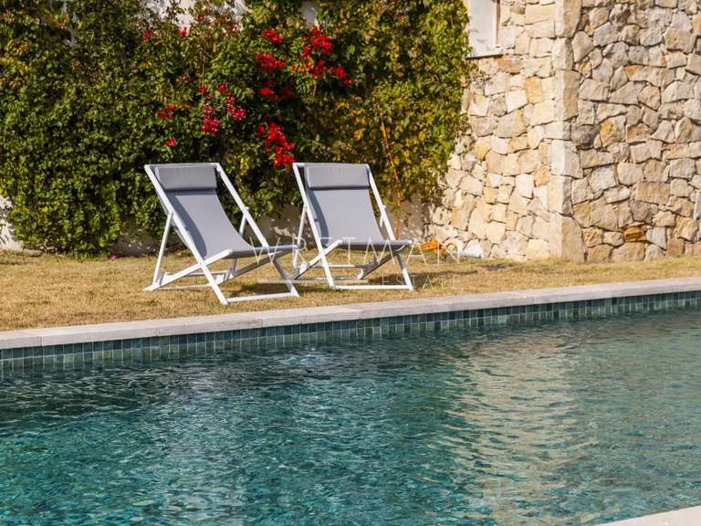 Maison Grasse - 4 chambres - 214m²