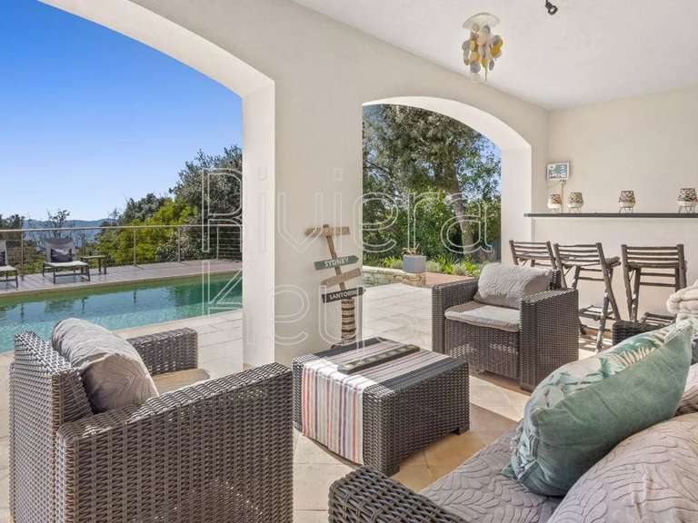 Maison Grasse - 5 chambres - 198m²