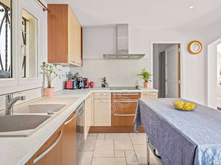 Maison Grasse - 5 chambres - 198m²