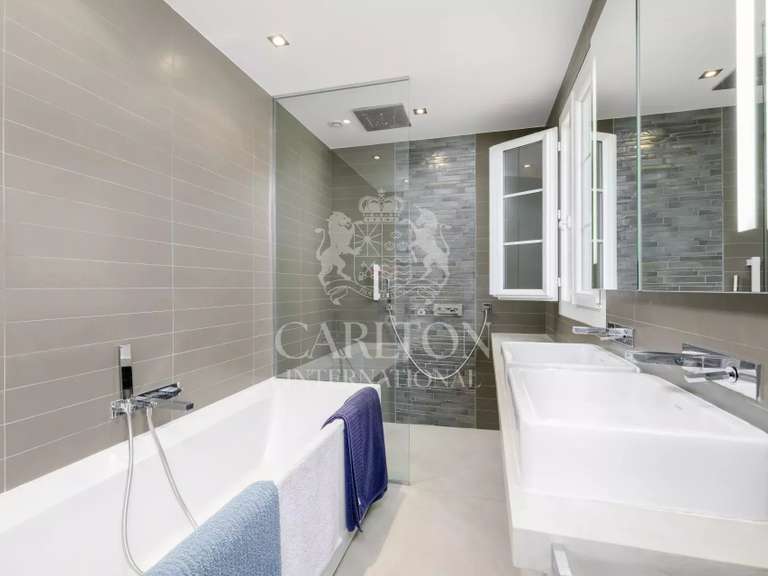 Maison Grasse - 4 chambres - 141m²