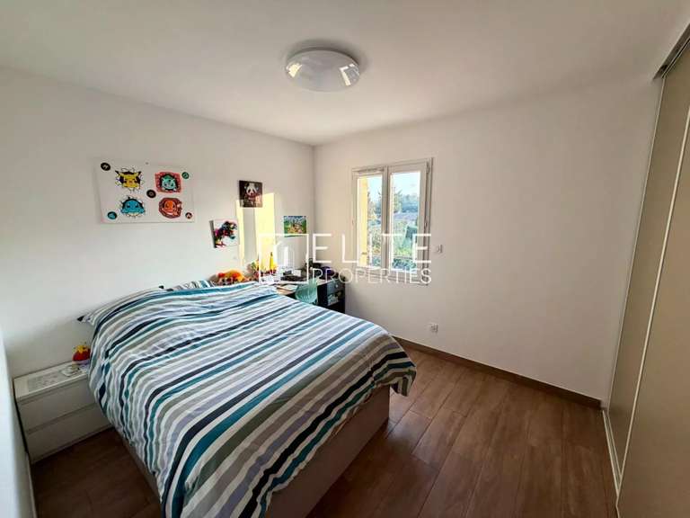 Maison Grasse - 4 chambres - 126m²