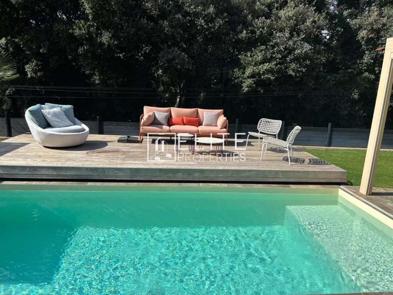 Maison Grasse - 4 chambres - 126m²