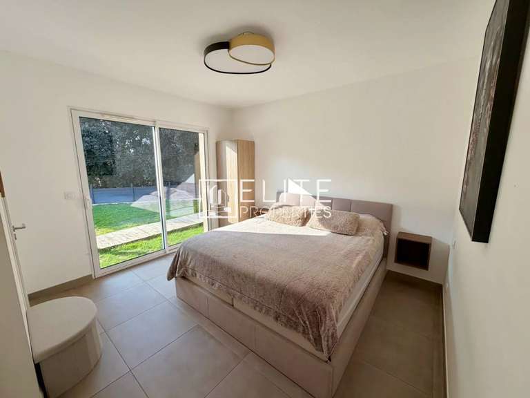 Maison Grasse - 4 chambres - 126m²