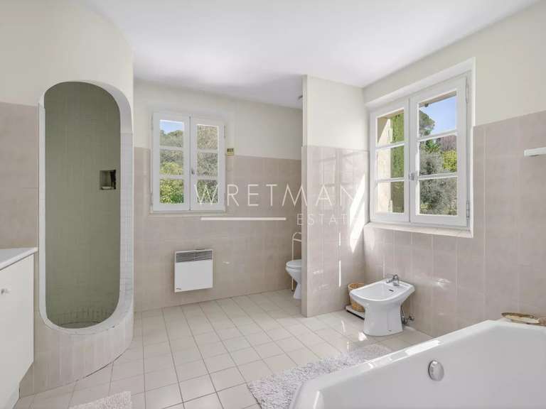 Maison Grasse - 5 chambres - 353m²