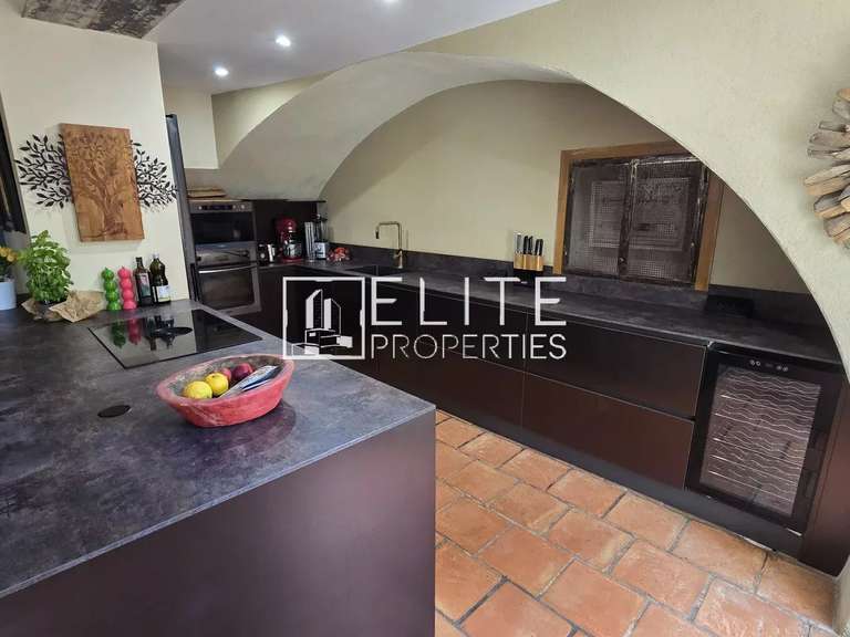 House Grasse - 5 bedrooms - 233m²