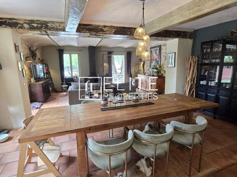 House Grasse - 5 bedrooms - 233m²