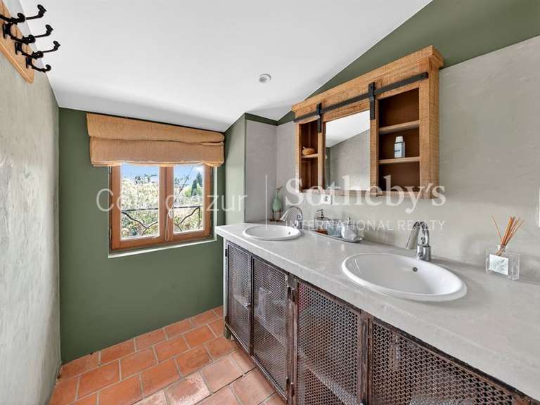 Maison Grasse - 3 chambres - 213m²