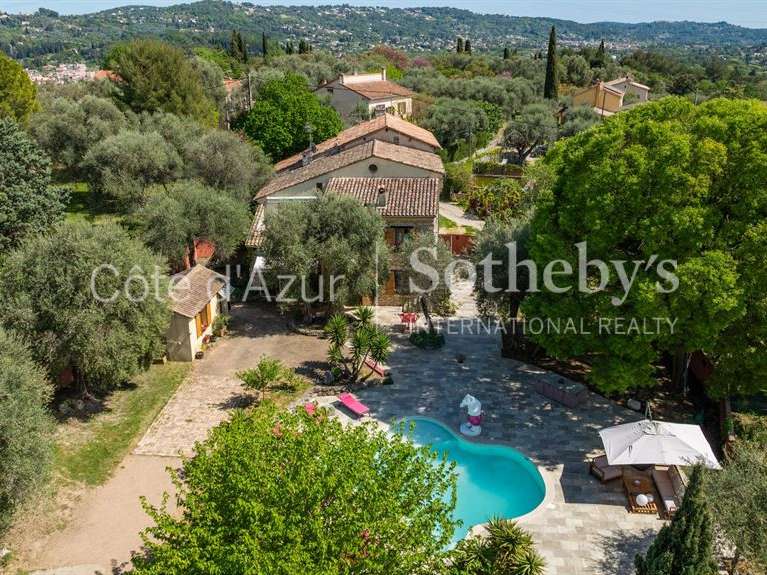 Maison Grasse - 3 chambres - 213m²