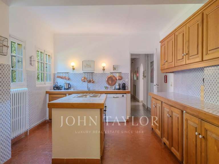 Maison Grasse - 7 chambres - 350m²