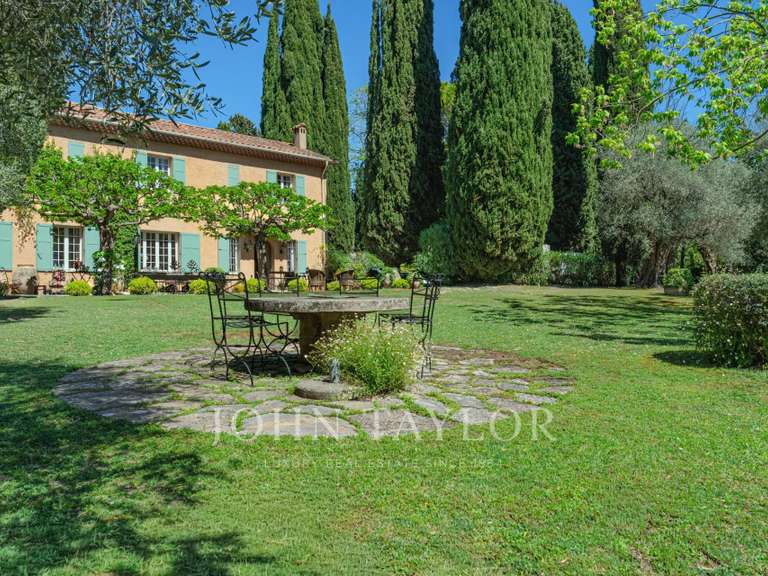 Maison Grasse - 7 chambres - 350m²